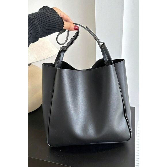 WOMEN'S SIMPLE AND FASHIONABLE HIGH-CAPACITY SHOULDER BAG NWT - Picture 5 of 14